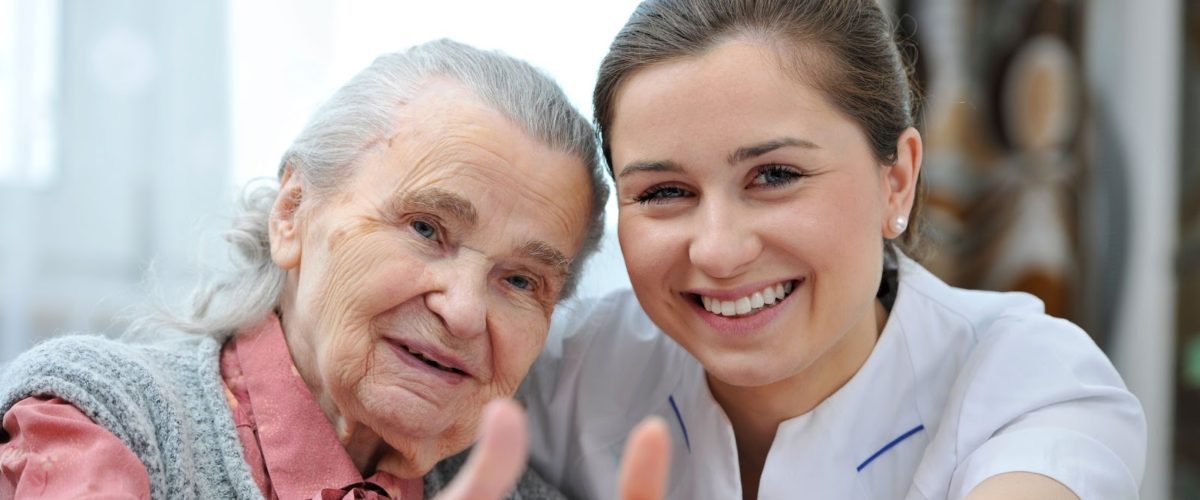 Fonoaudiologia: Saiba Quais São os Benefícios Para os Idosos