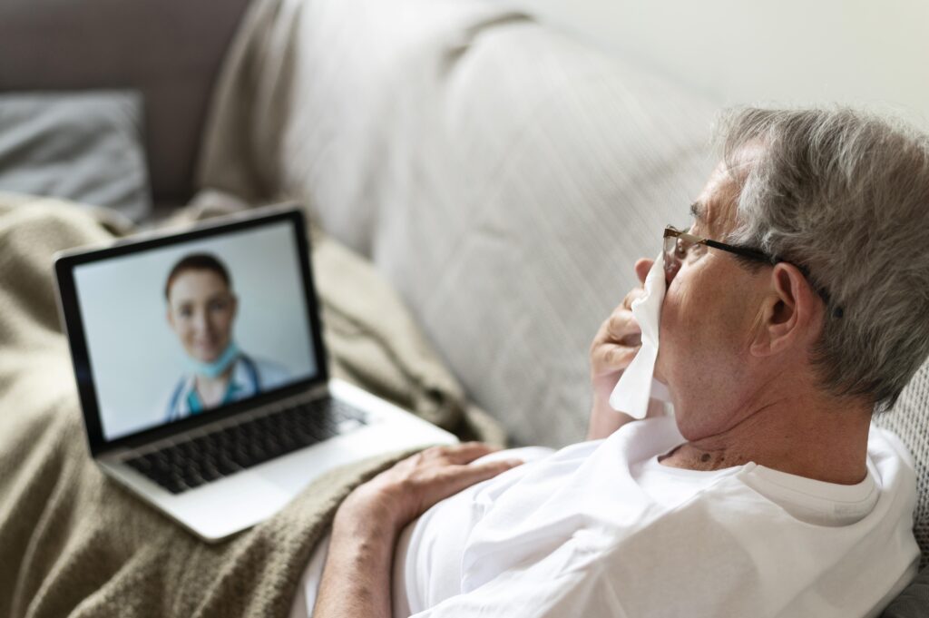 Telemedicina para idosos: soluções que revolucionam o cuidado